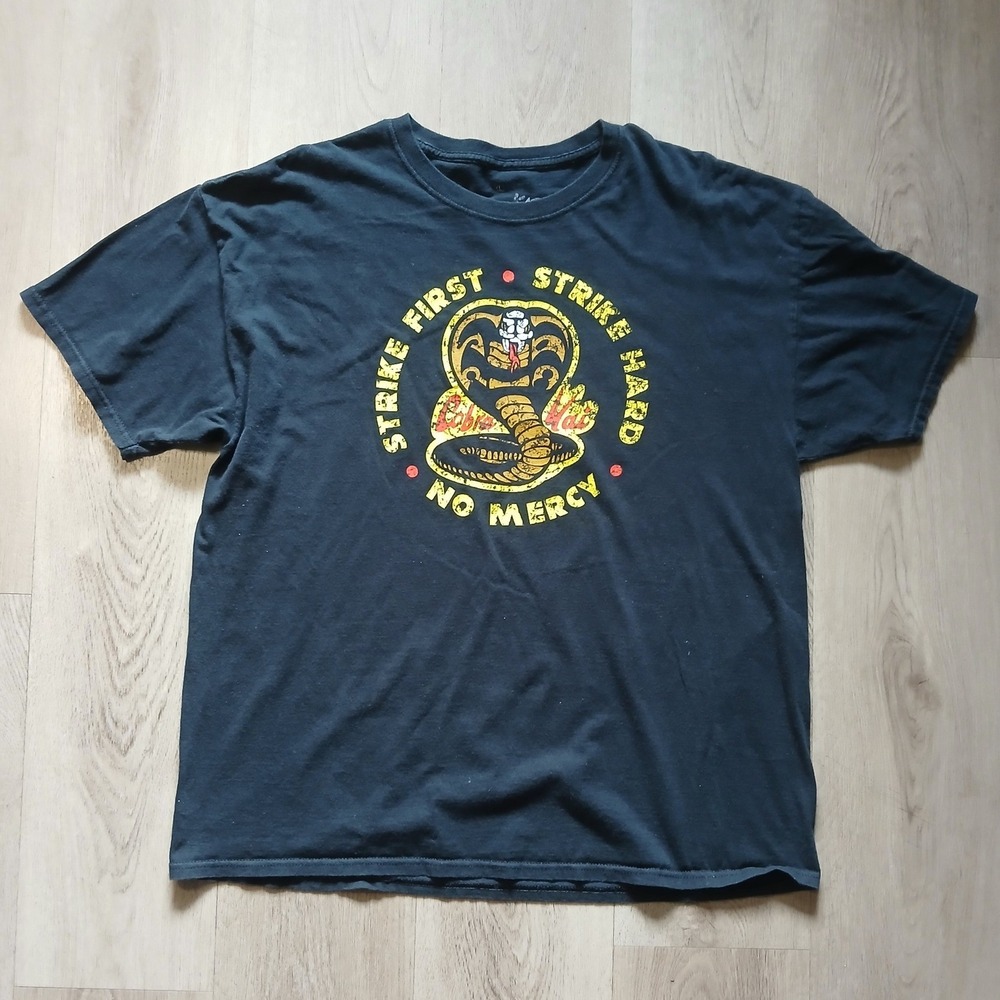 Cobra Kai Graphic T-Shirt Mens XL Black Strike First Strike Hard No Mercy Tee